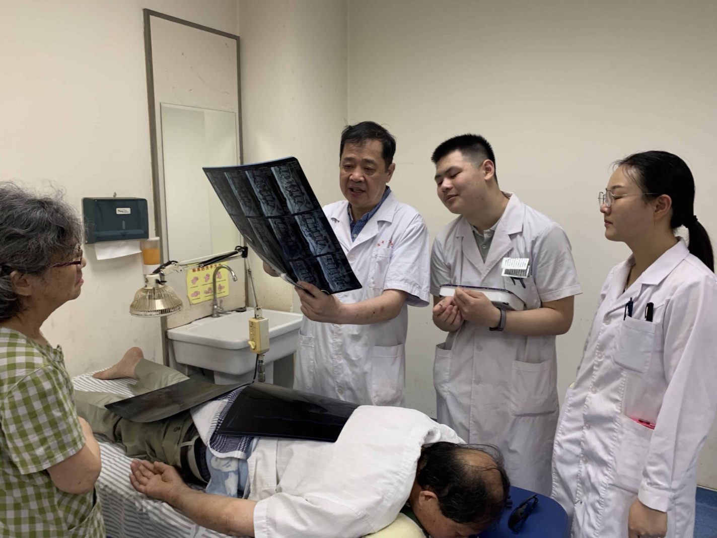 Holistic Medicine Traditional Medicine Acupuncture Zen Delray Beach