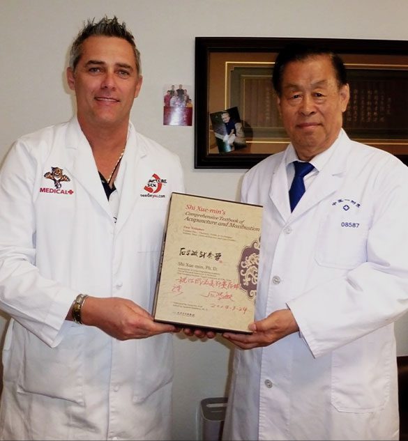 Training with the best! Dr. Willcox  and Dr. Shi Xue Min of TianJin, China