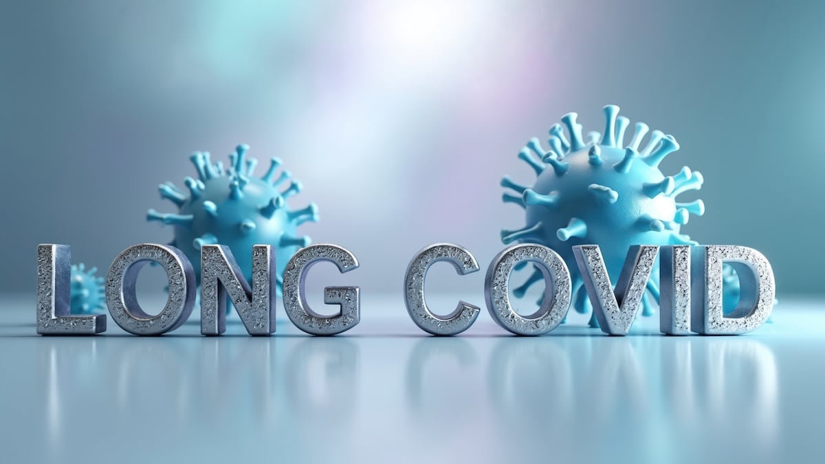 The words "Long COVID" in metallic 3D letters beside blue coronavirus particles, long COVID acupuncture in Delray Beach